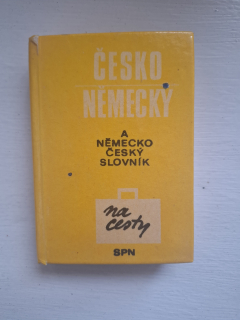 Německo-českýa česko-německý slovník + česko-německý slovník na cesty