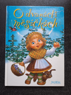 O dvanácti měsíčkách 