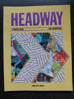 Headway - Student's book - Pre-Intermediate - John a Liz Soars